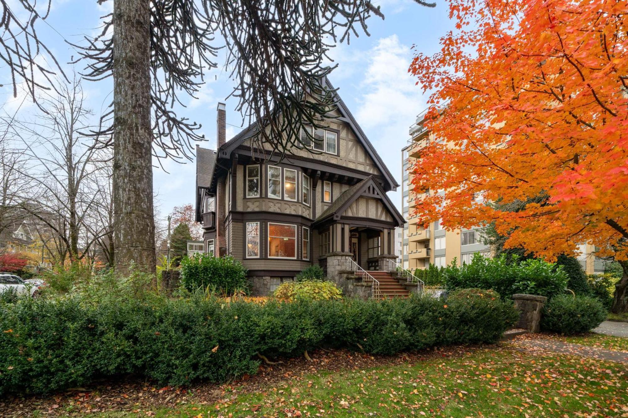 The Hunter House *