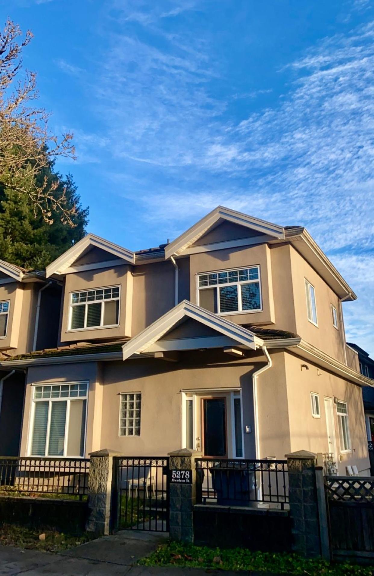 Modern & Cozy 2-bed In Vancouver