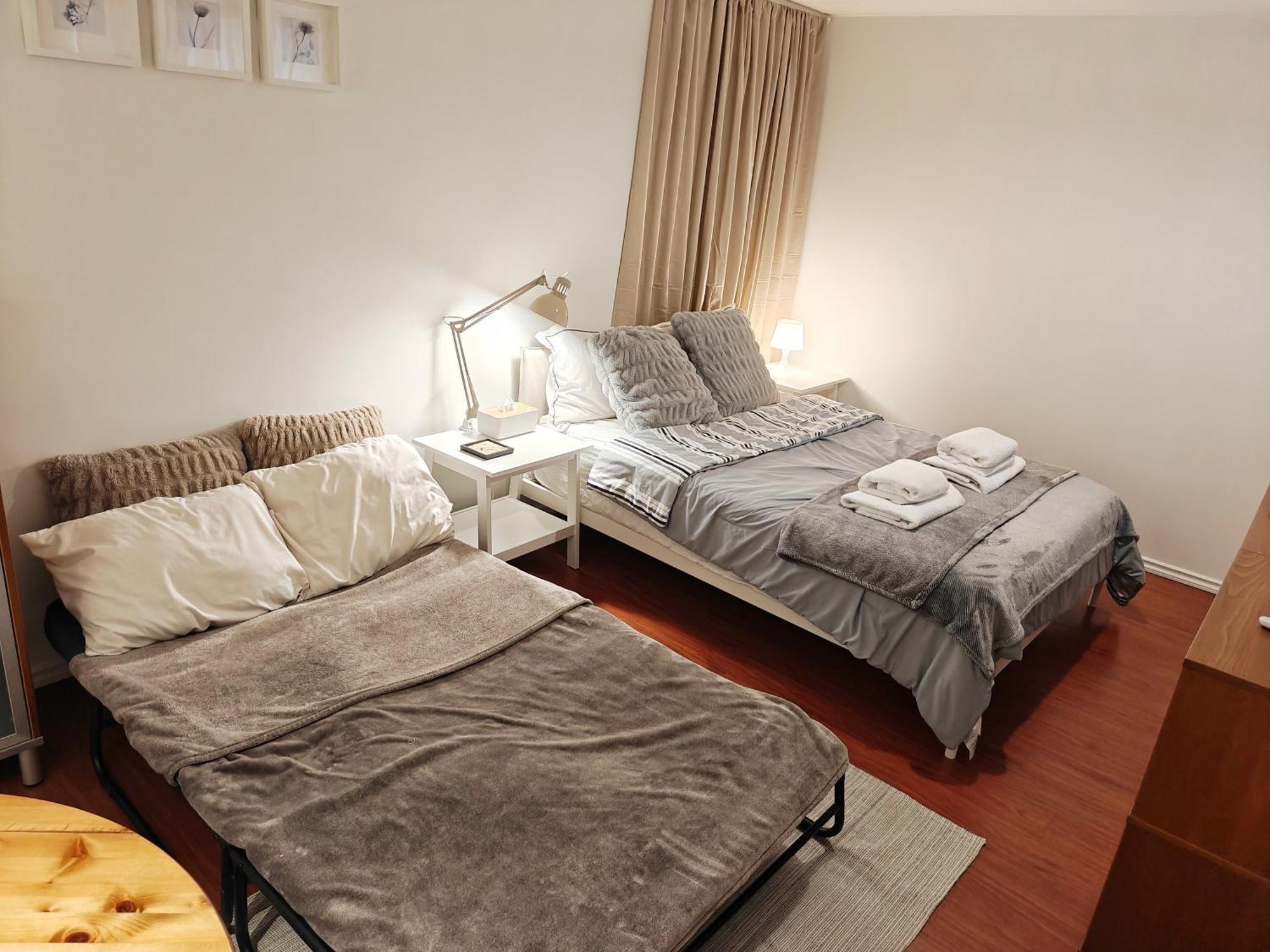 Cozy Commercial Oasis - Private Entrance