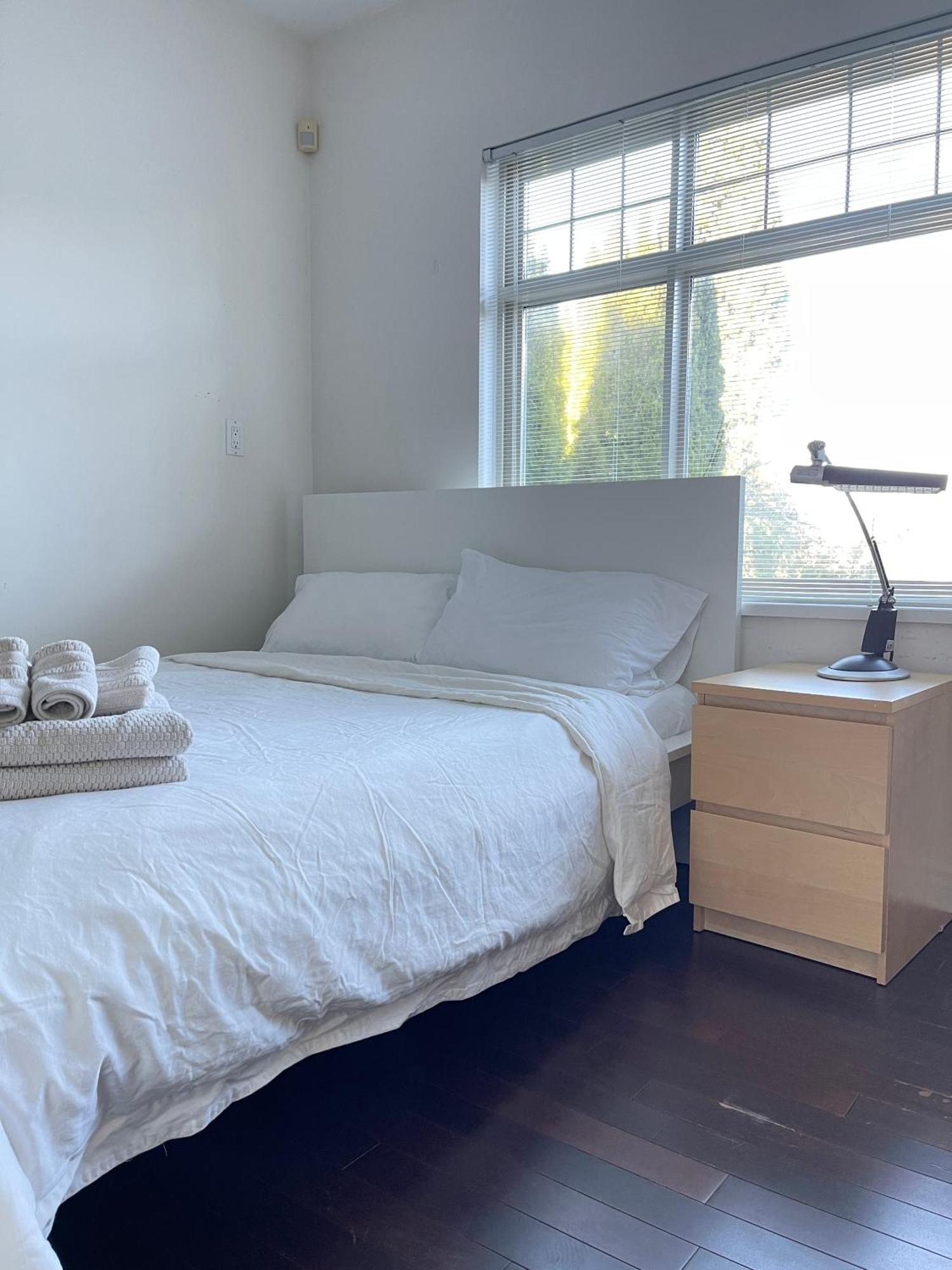 Cozy Guest Near Ubc, Downtown And Beaches