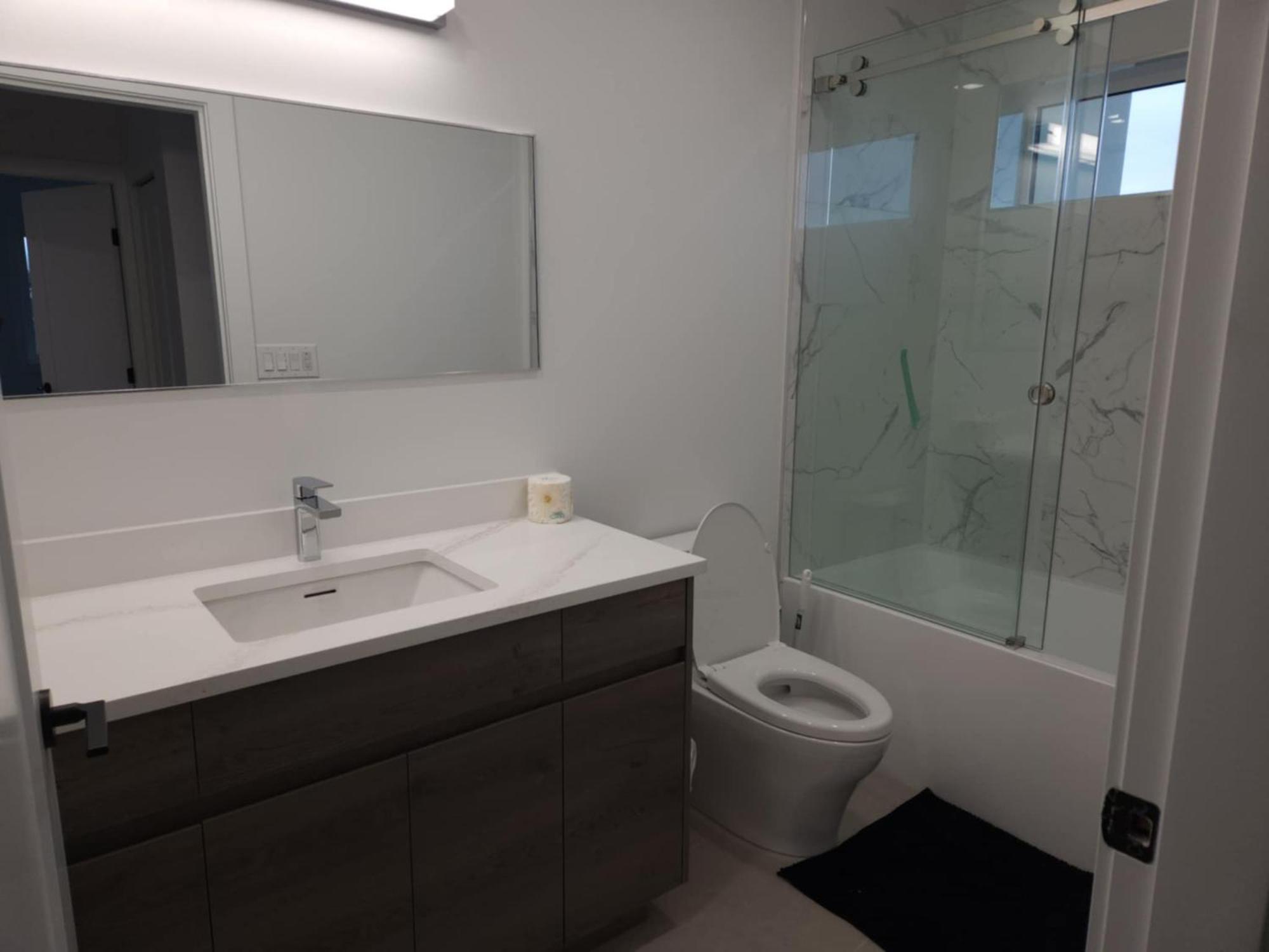 Holiday home Signature Luxe Top-floor Townhouse 2br, 3ba With Stunning Views *