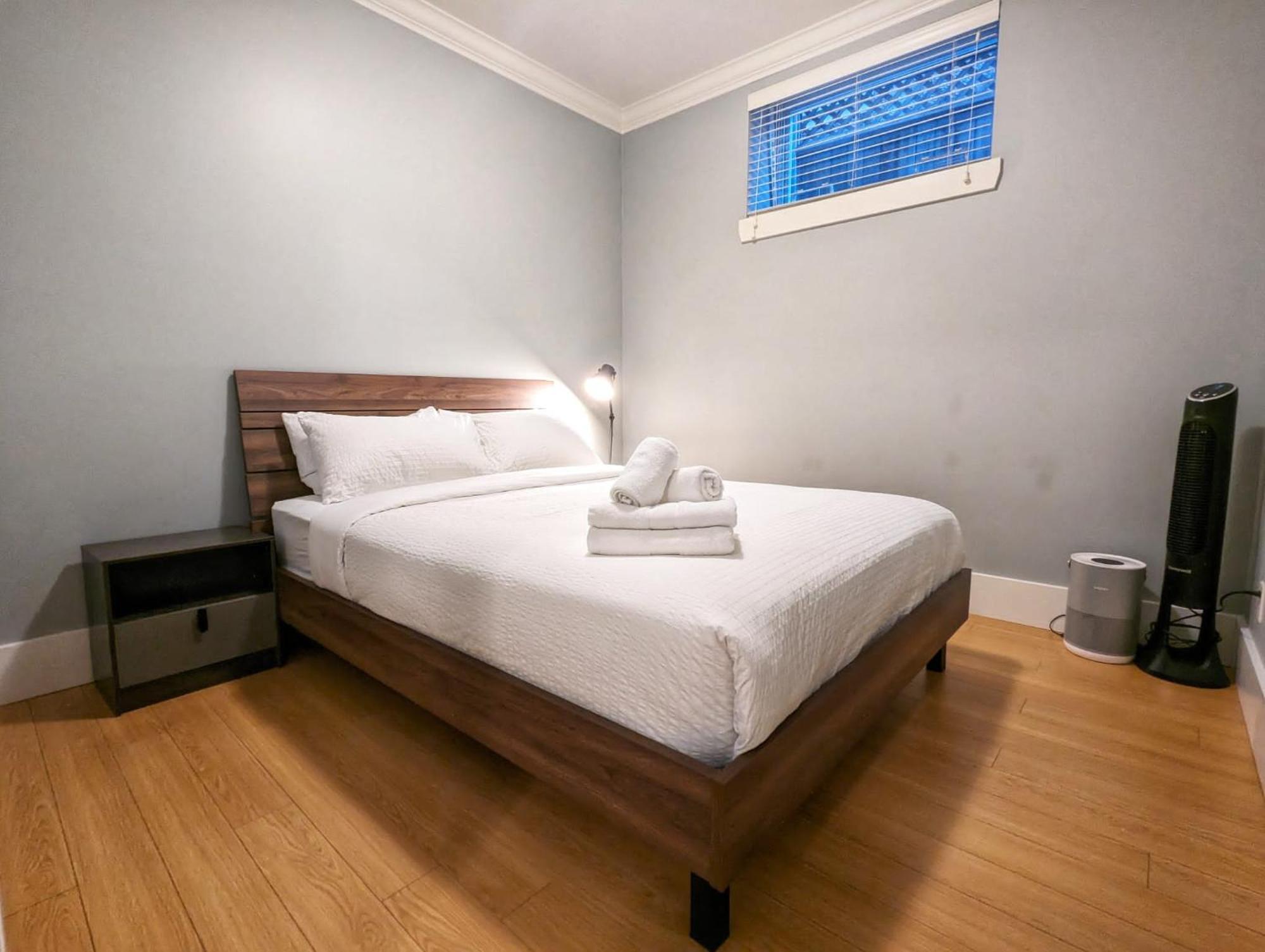 Cozy With 3beds2baths In Marpole Apartment *