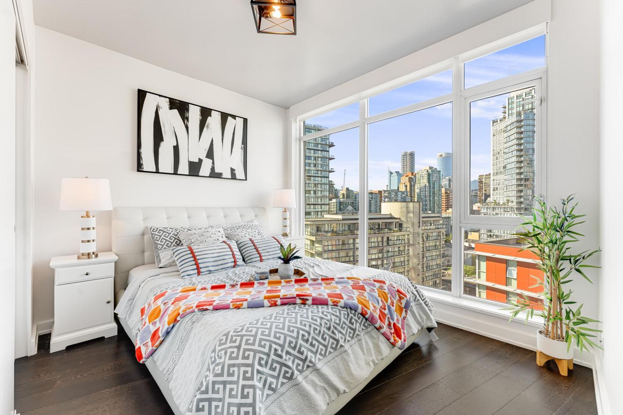 Apartment Urban Oasis Stylish 2 Bedroom With Unforgettable Views And Amenities