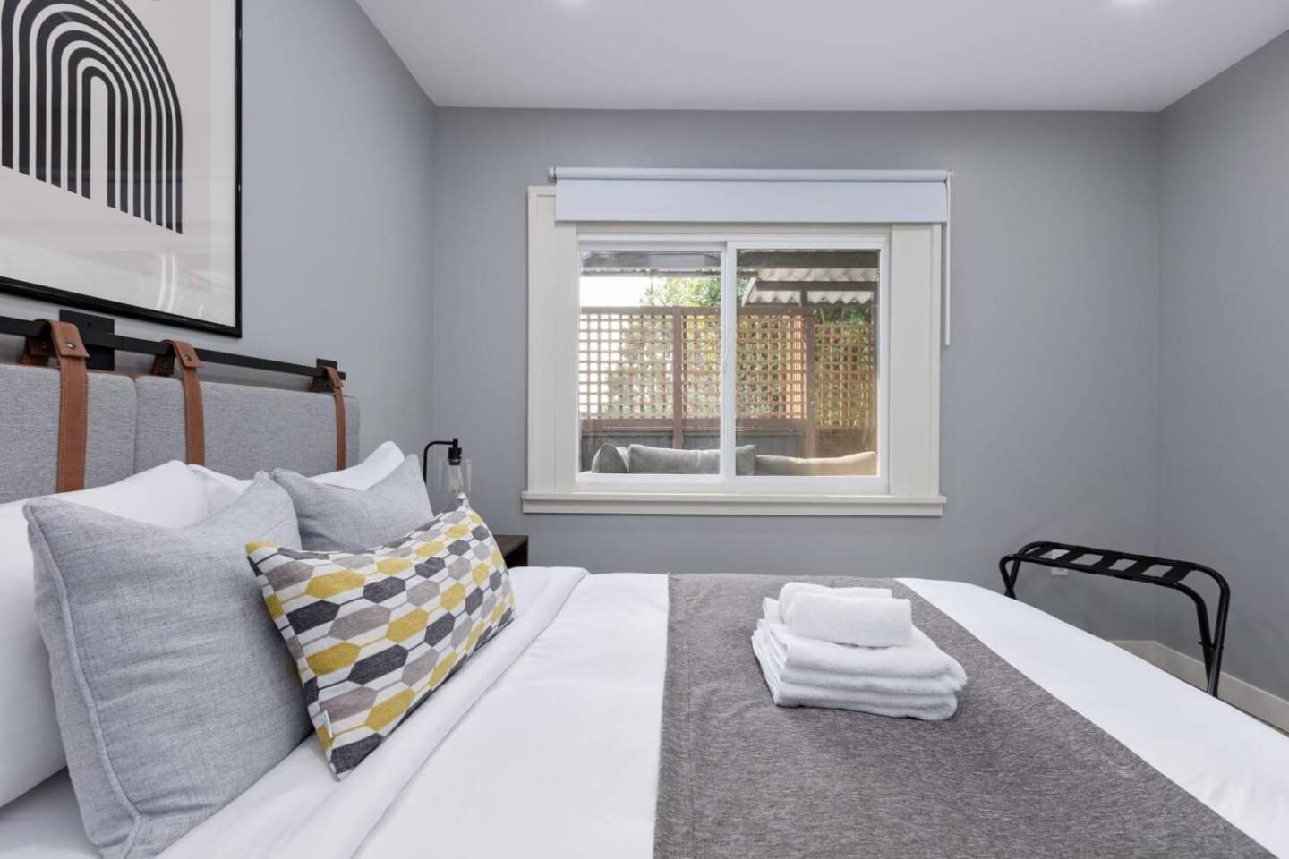 Spacious 4br Retreat Near Yvr And Dt *