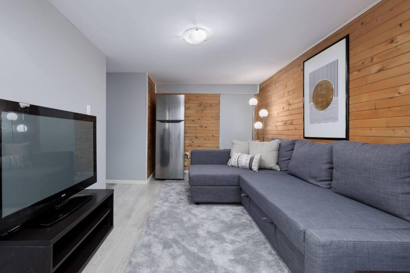 Spacious 4br Retreat Near Yvr And Dt Holiday home