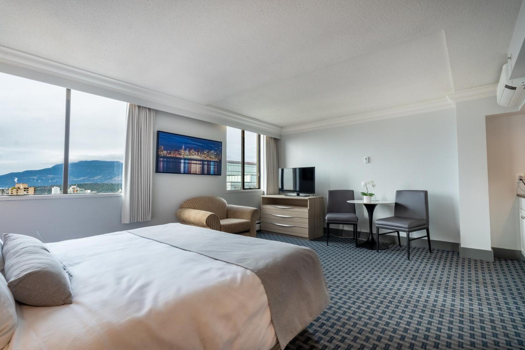 Century Plaza Hotel Vancouver
