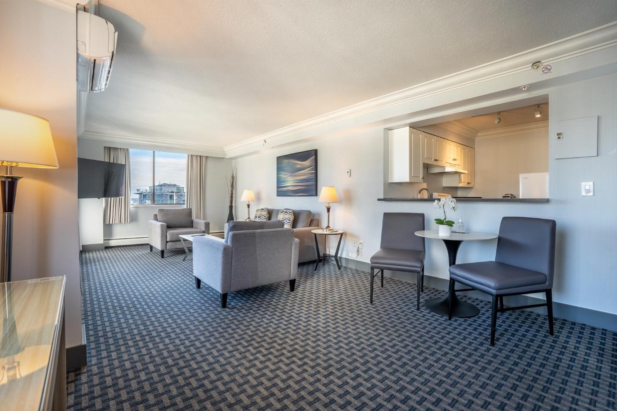 Century Plaza Hotel Vancouver