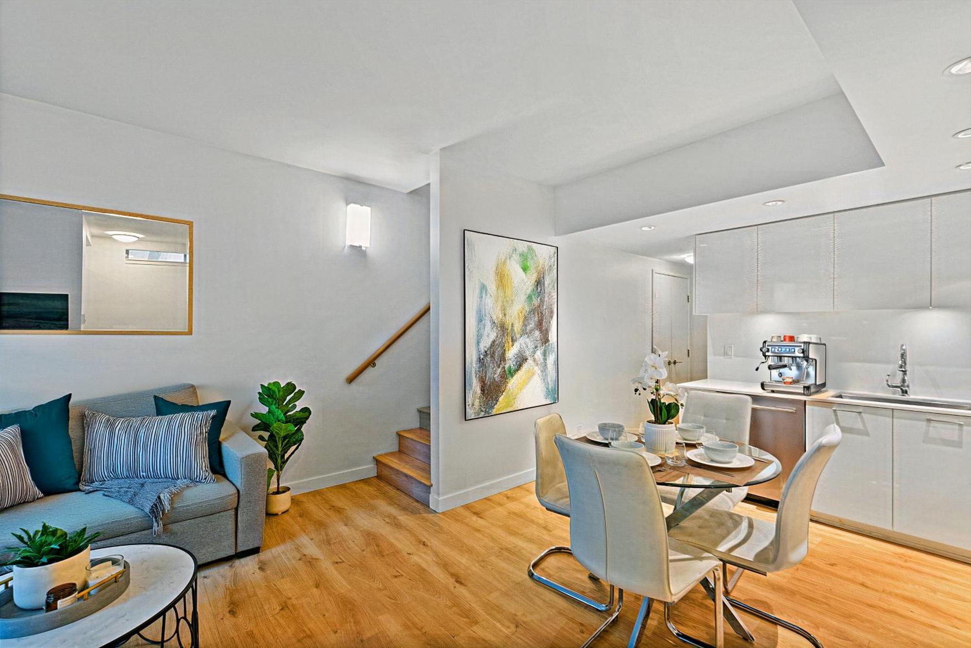 Spacious 2 Bedroom In Prime Yaletown Location Vancouver