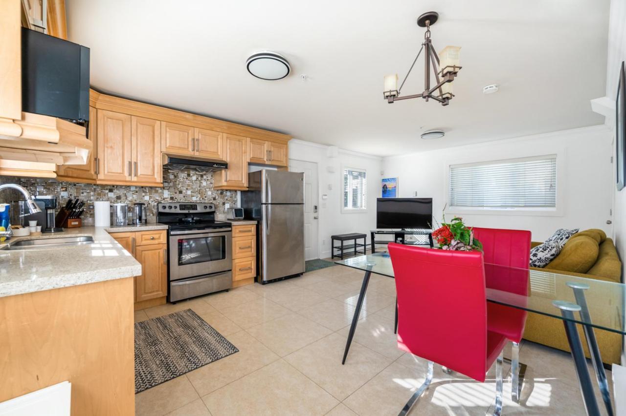 Spacious And Modern Comfort Retreat In Heart Of Holiday home *