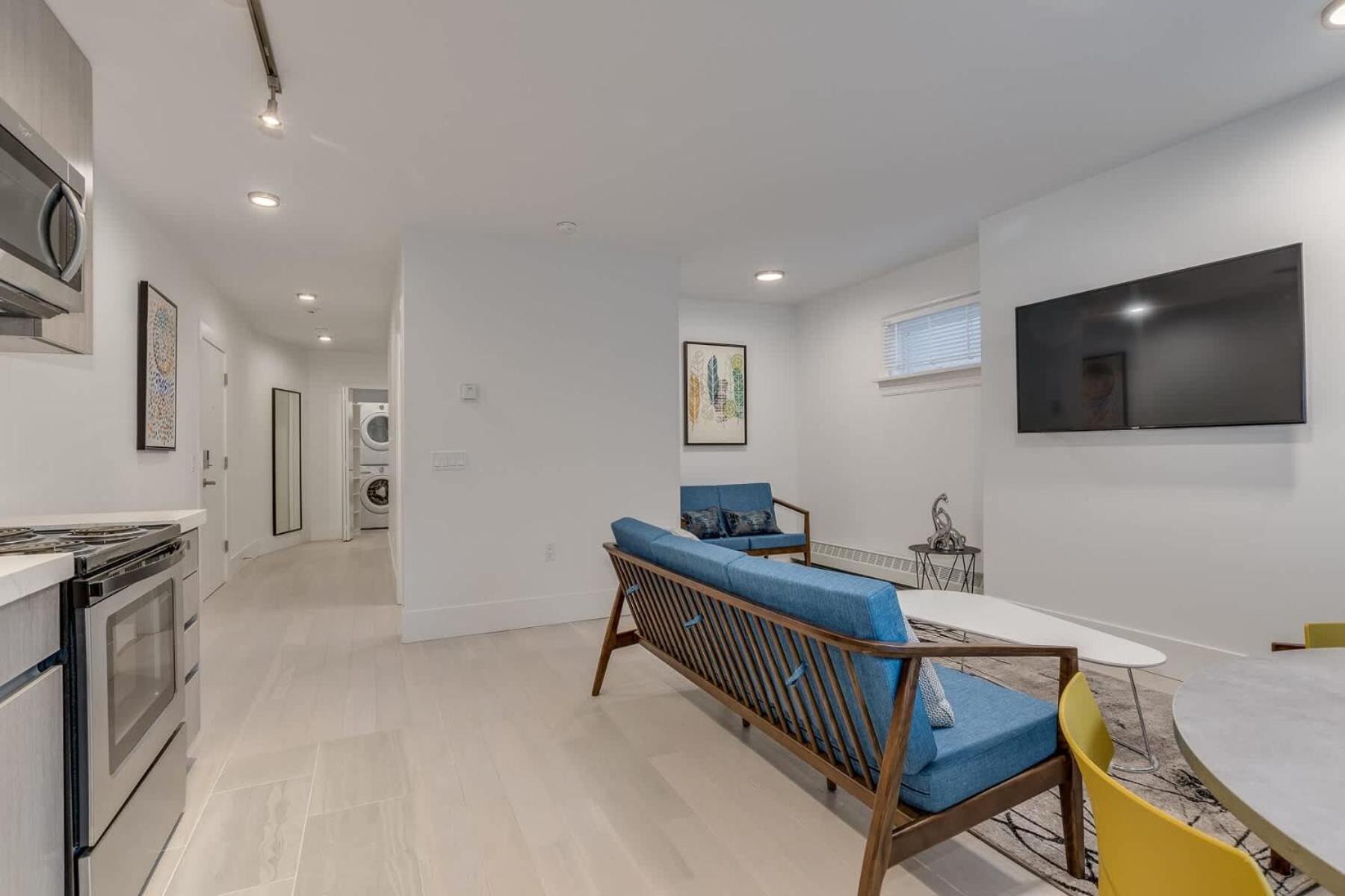 Bright And Airy Perfect For Families And Groups