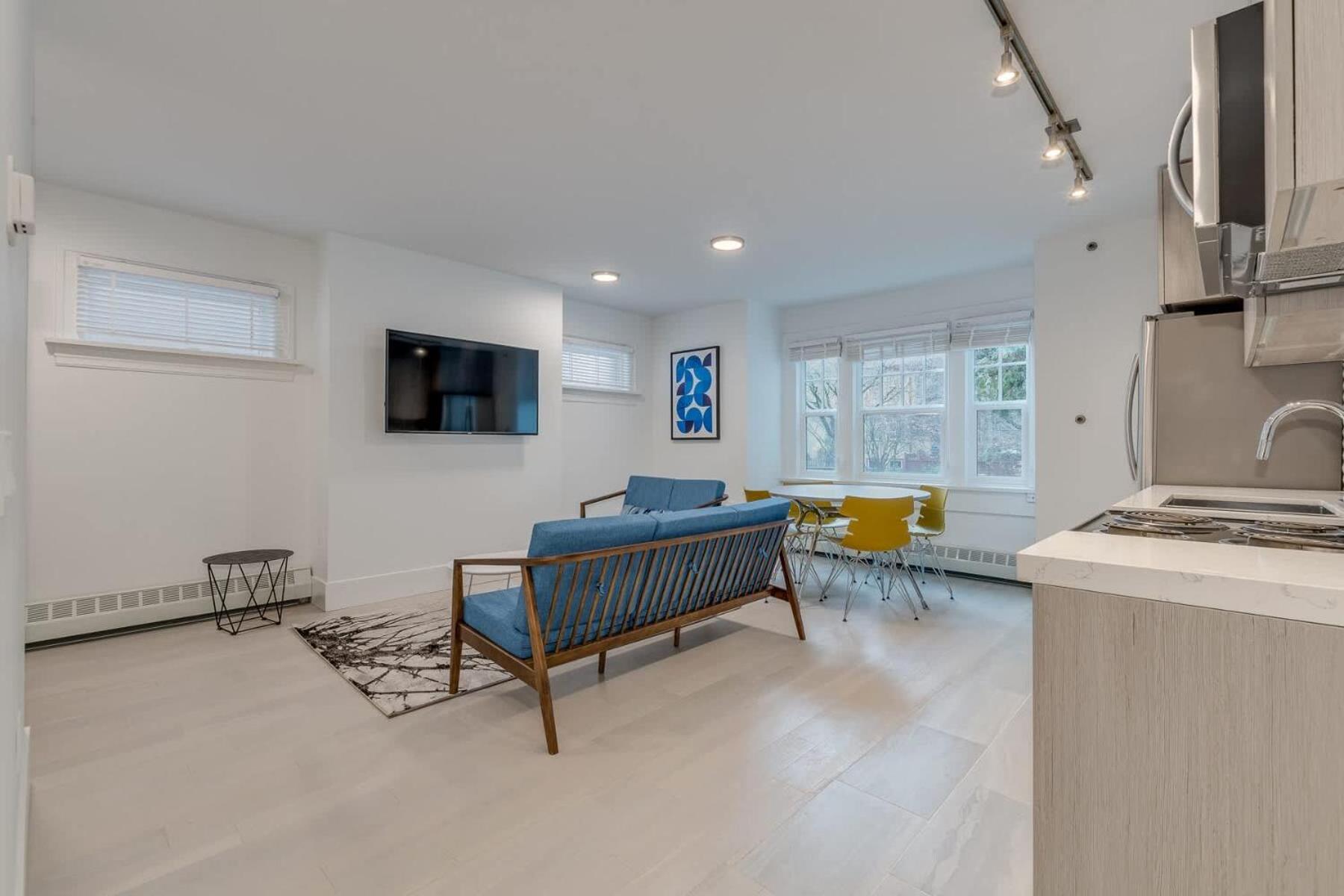 Bright And Airy Perfect For Families And Groups * Vancouver