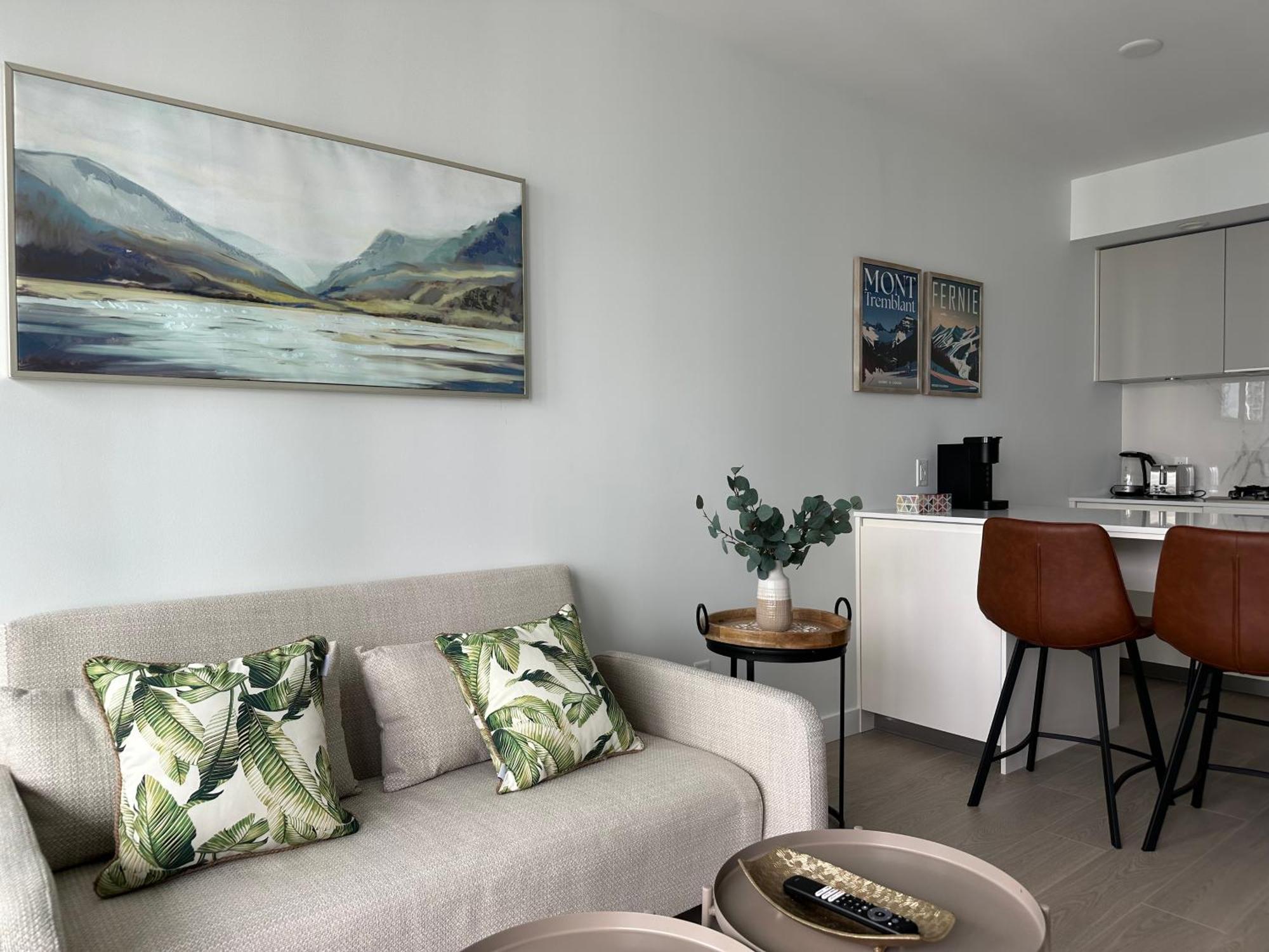 Apartment Ubc Pacific Spirit Modern Style *