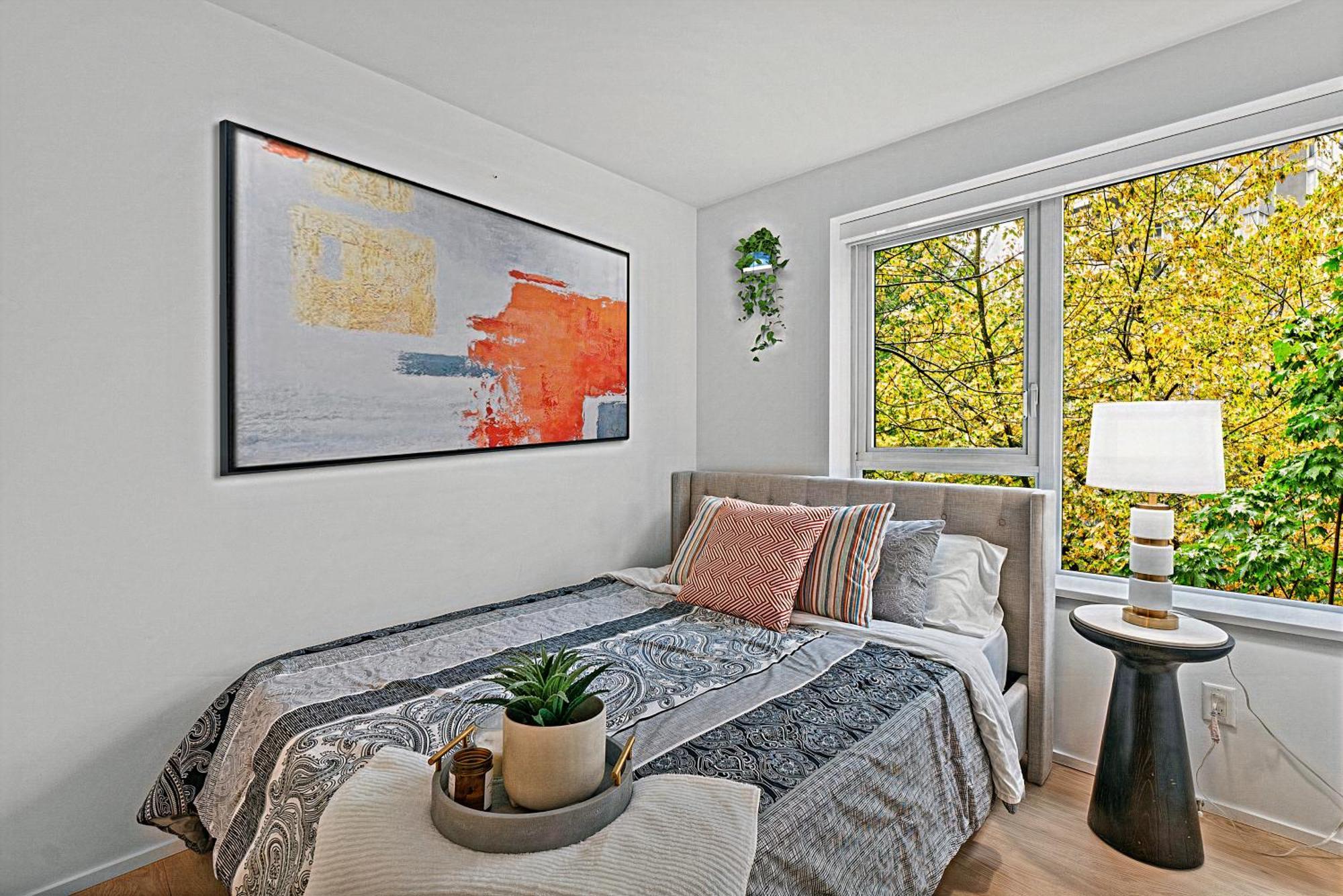 Spacious 2 Bedroom In Prime Yaletown Location
