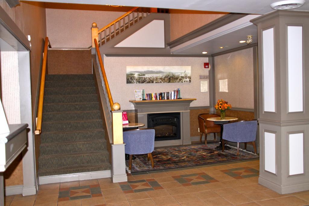 Hotel Days By Wyndham Downtown 3*