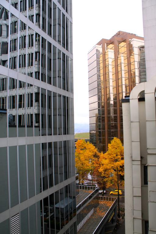 Days By Wyndham Downtown Hotel Vancouver