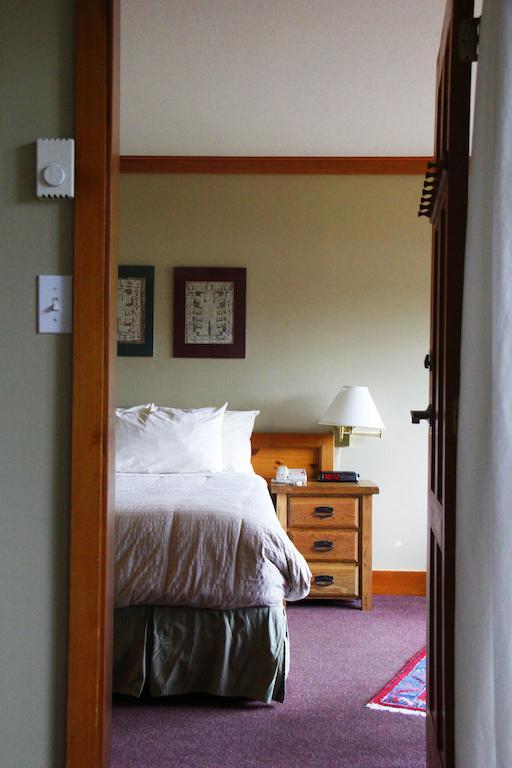 Hotel Edgewater 3*