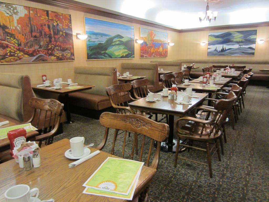Hotel Days By Wyndham Downtown Vancouver