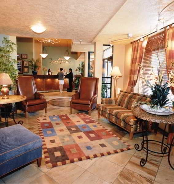 Hotel Howard Johnson By Wyndham Downtown
