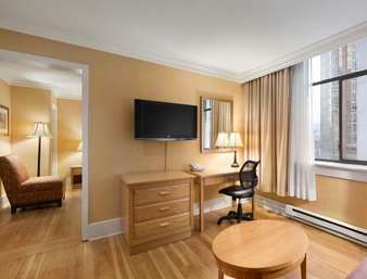 Days By Wyndham Downtown Hotel