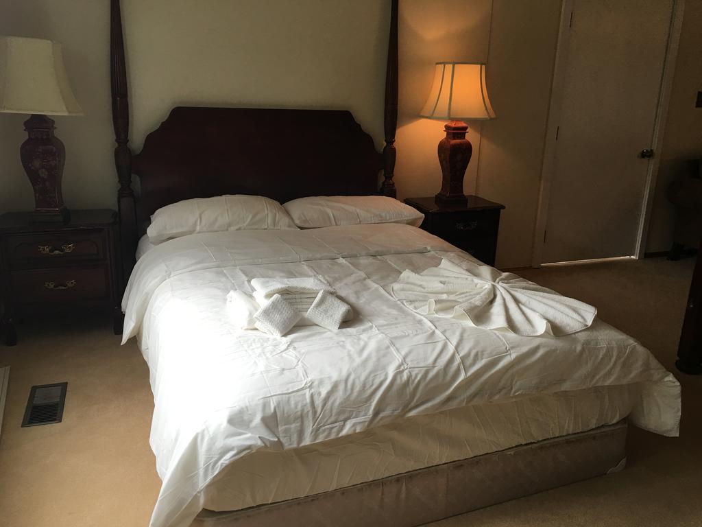 Churchill House Guest house Vancouver
