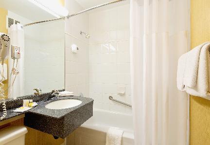 Days By Wyndham Downtown 3* Vancouver