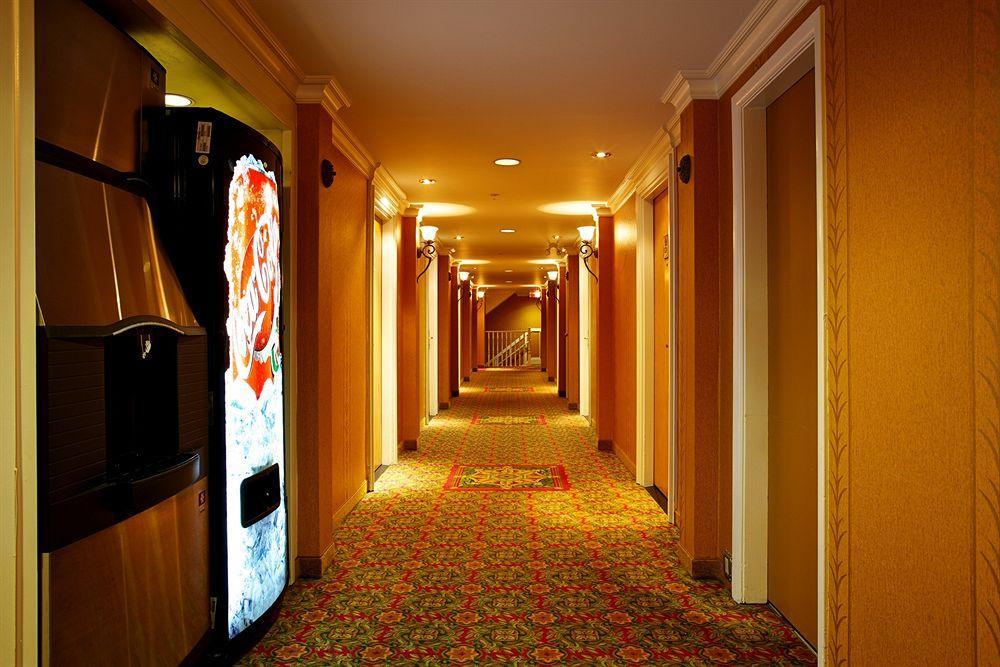 Hotel Days By Wyndham Downtown