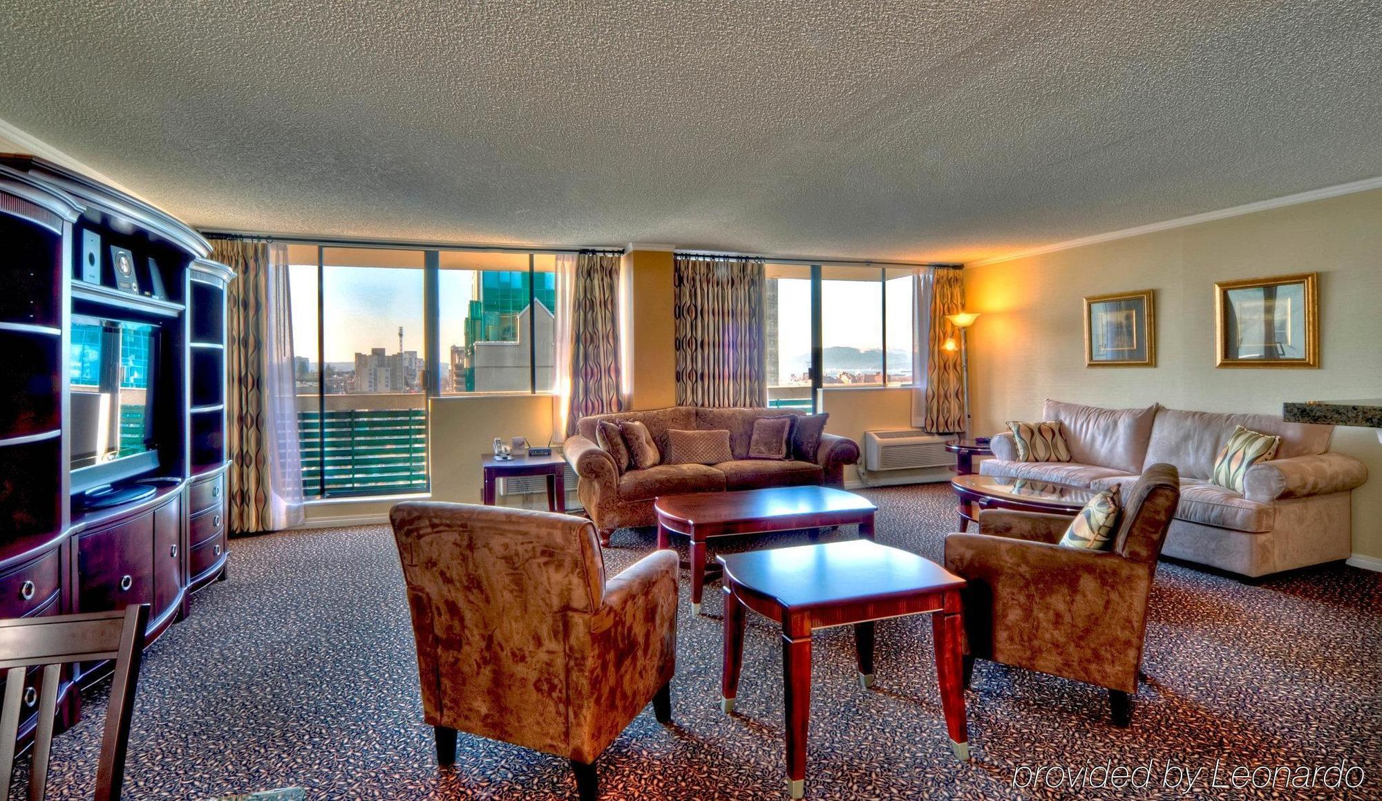Hotel Vancouver-centre Broadway By Ihg 3*