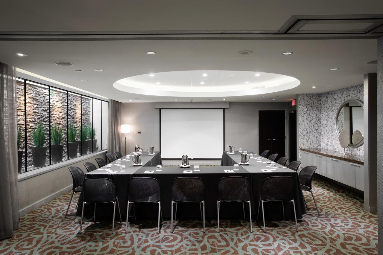Opus Hotel 4*