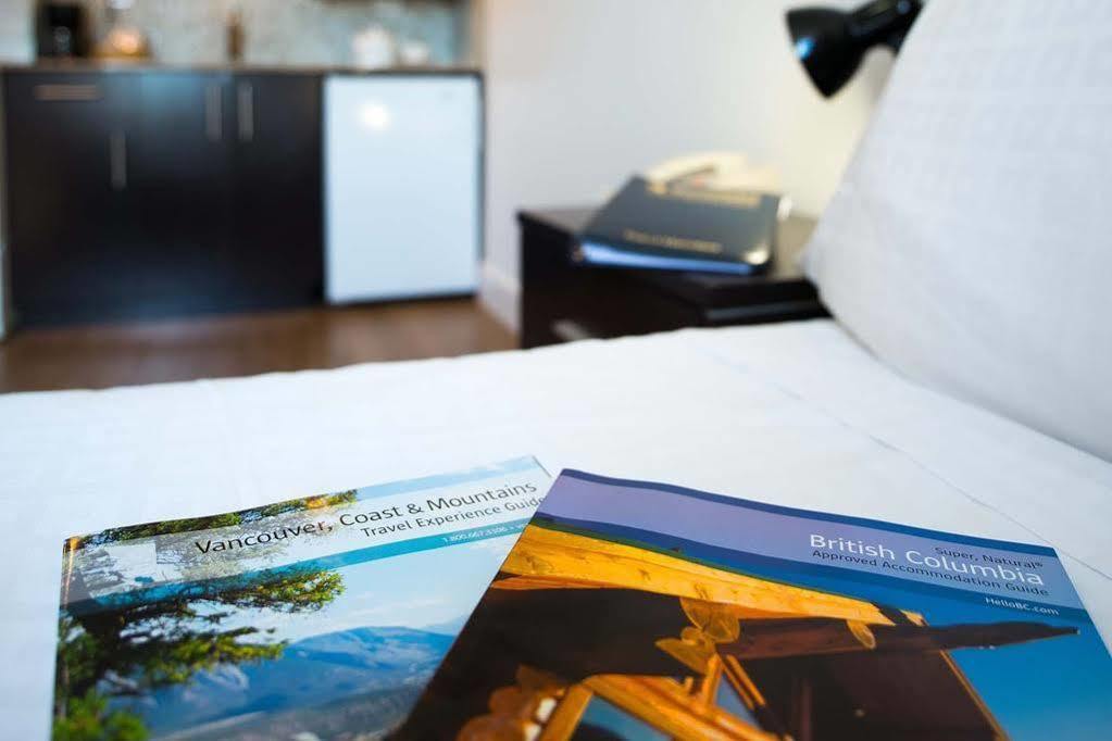 Hotel Gage At Ubc 3*