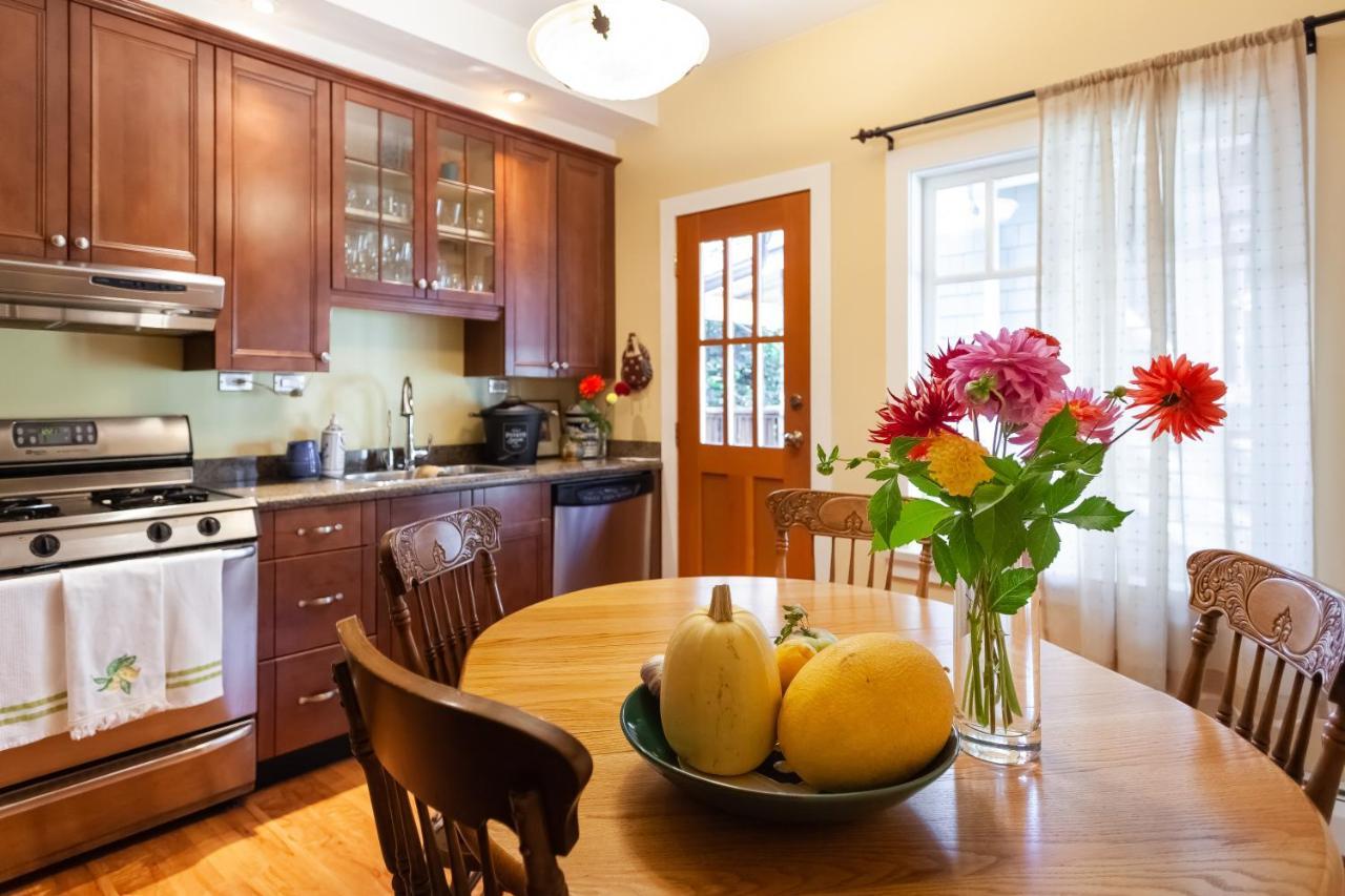 Beautiful, Quiet 3br In Posh Kitsilano