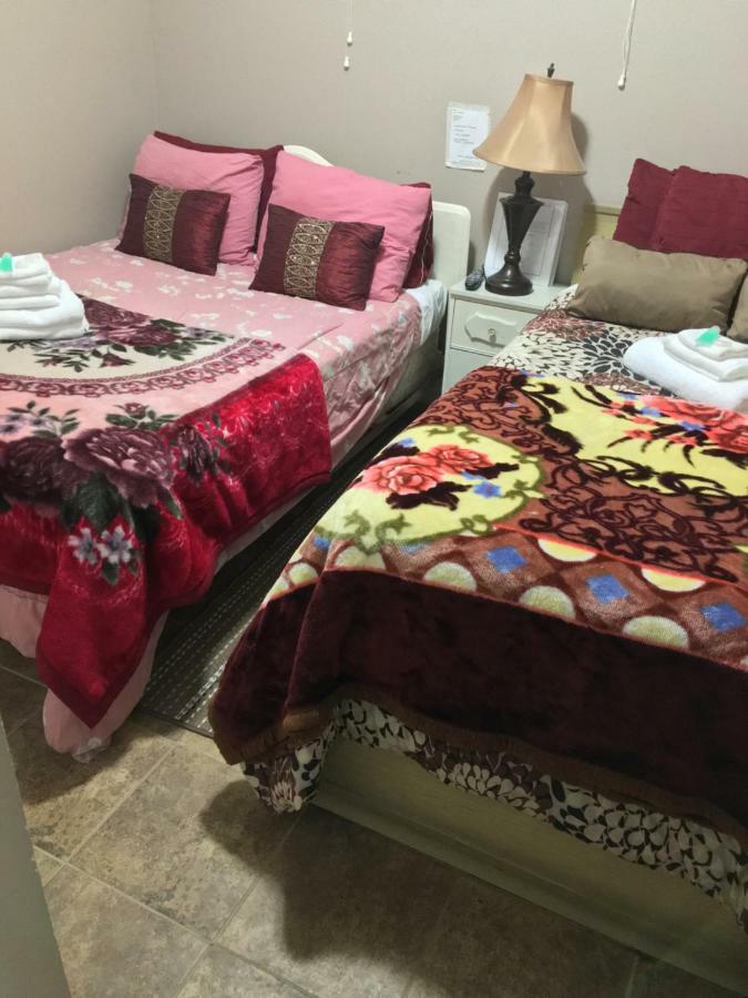 Bed & Breakfast White House