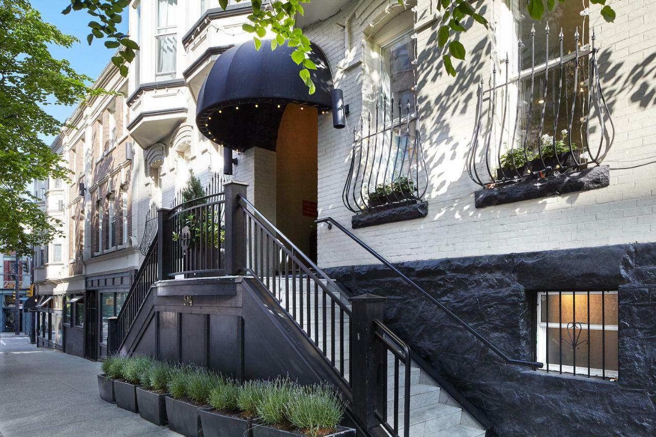 Victorian Hotel 3*