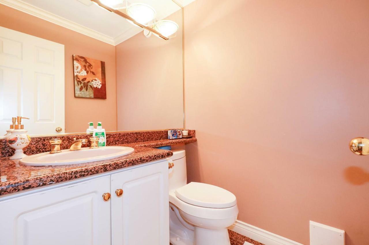 Maple Mansion Homestay Vancouver