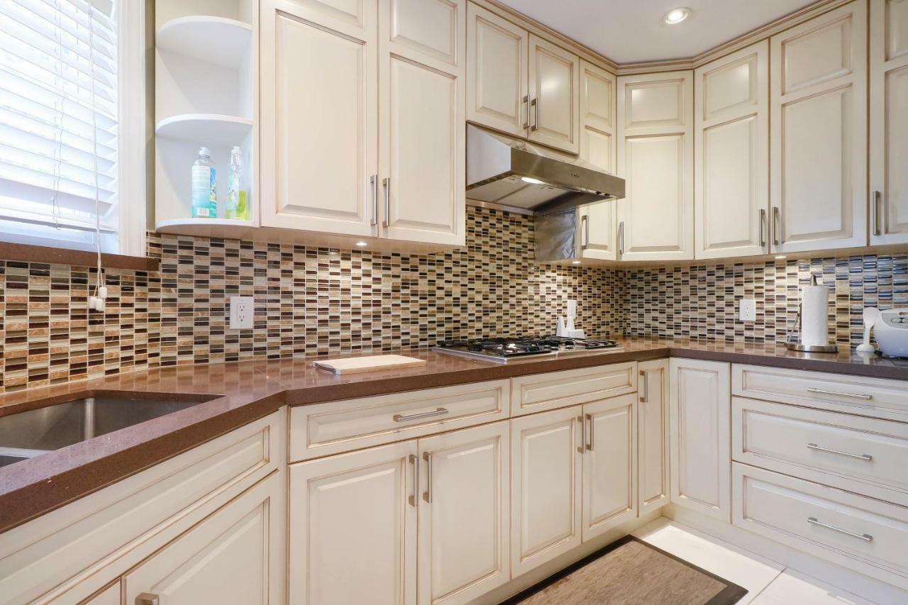 Homestay Maple Mansion Vancouver
