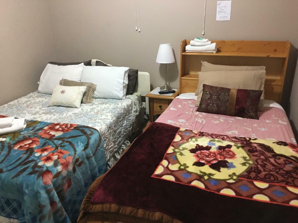 White House Bed & Breakfast 2*