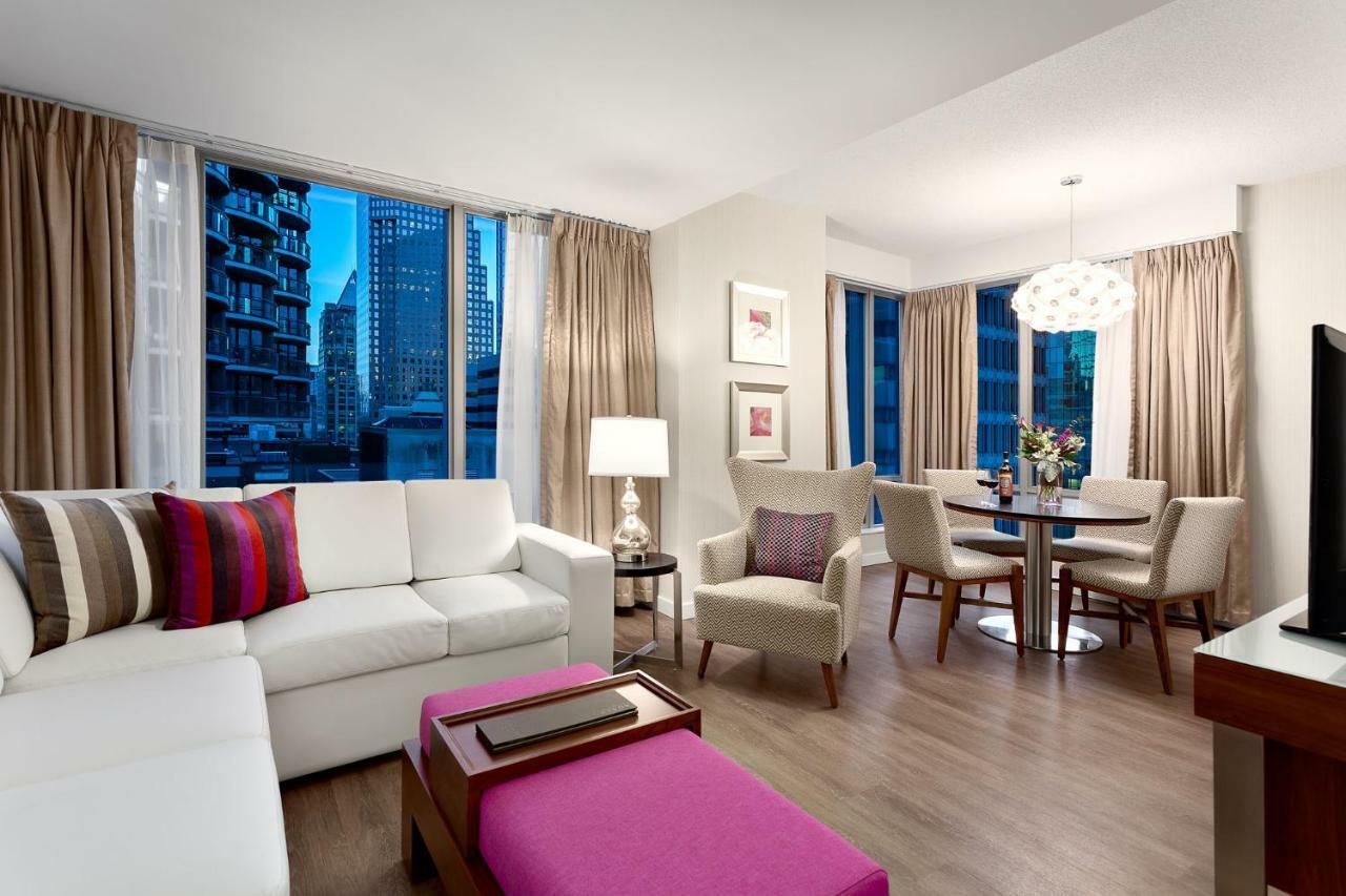 Hotel Auberge Vancouver Hotel