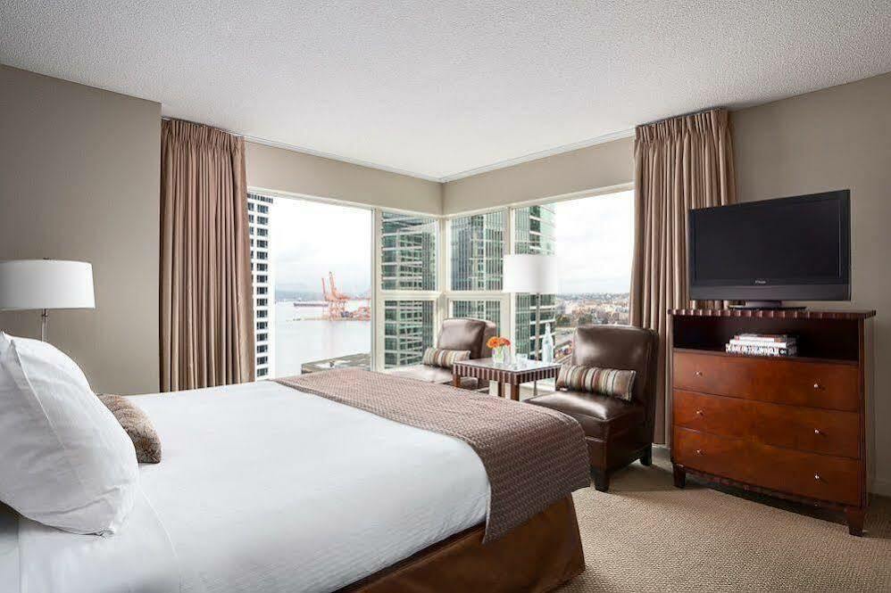 Hotel Auberge Vancouver Hotel 4*