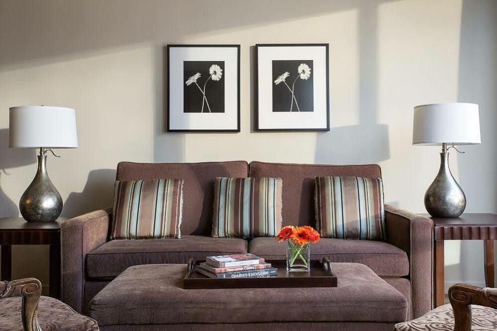 Hotel Auberge Vancouver Hotel 4*