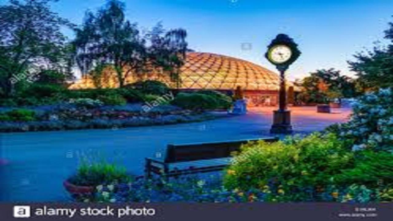 Away From Home-hillcrest, Queen Elizabeth Park Guest house