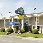 Days Inn By Wyndham Vancouver Metro