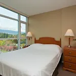 Lord Stanley Suites On The Park
