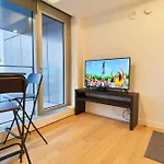 Luxury 1Br With Great View In Downtown Vancouver
