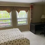 Maple Guesthouse