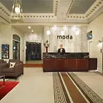 Moda Hotel