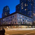 Moda Hotel