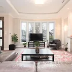 Dunbar Luxury Homestay