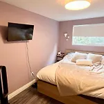 Ocean Villa -1Bdr- King Bed- Kitsilano Beach W/Parking