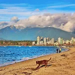 Ocean Villa -1Bdr- King Bed- Kitsilano Beach W/Parking