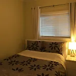 Arbutus Rose House At Vancouver West Side