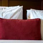 Quality Inn & Suites (Adults Only)